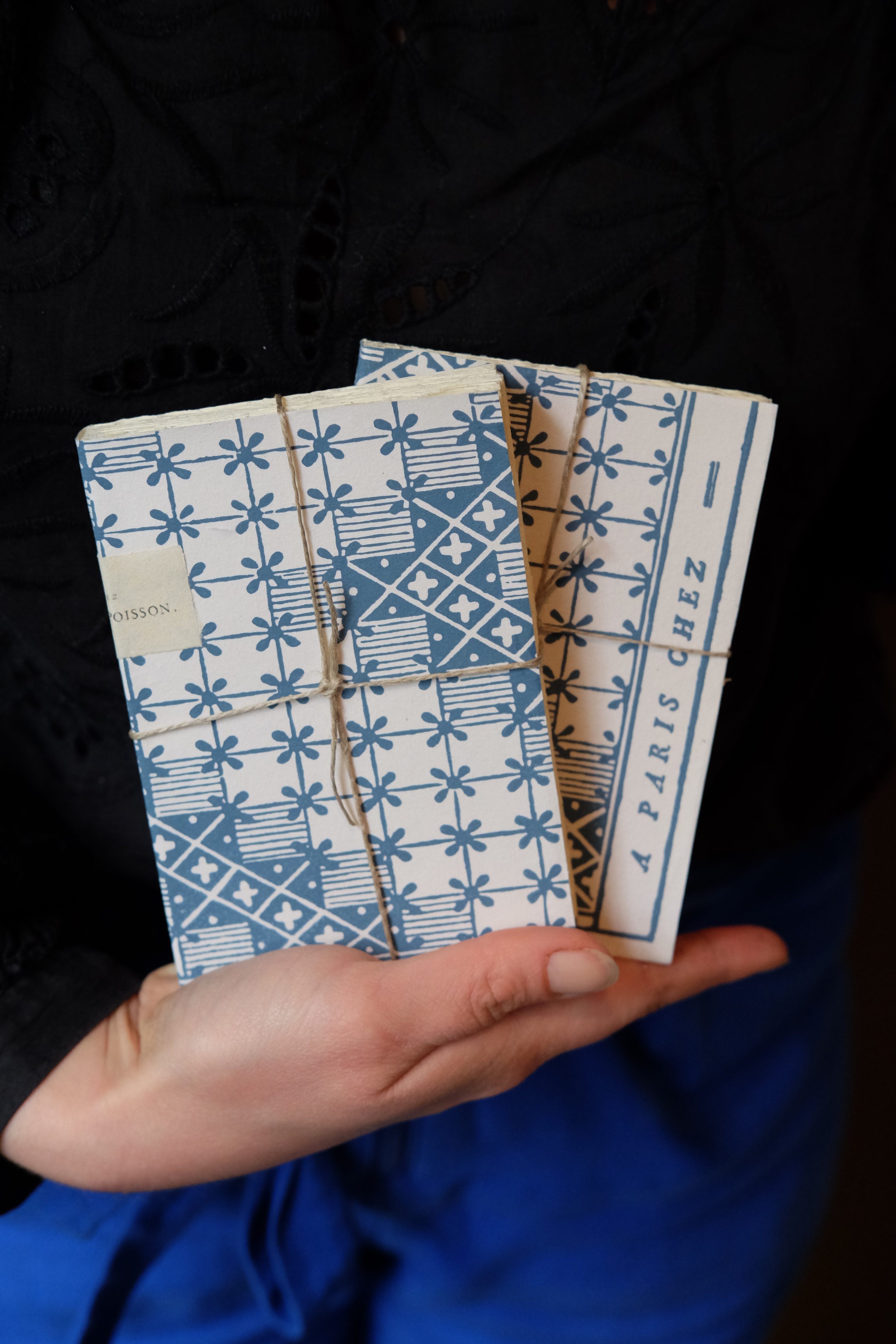Hand sewn notebook "Point de Hongrie"