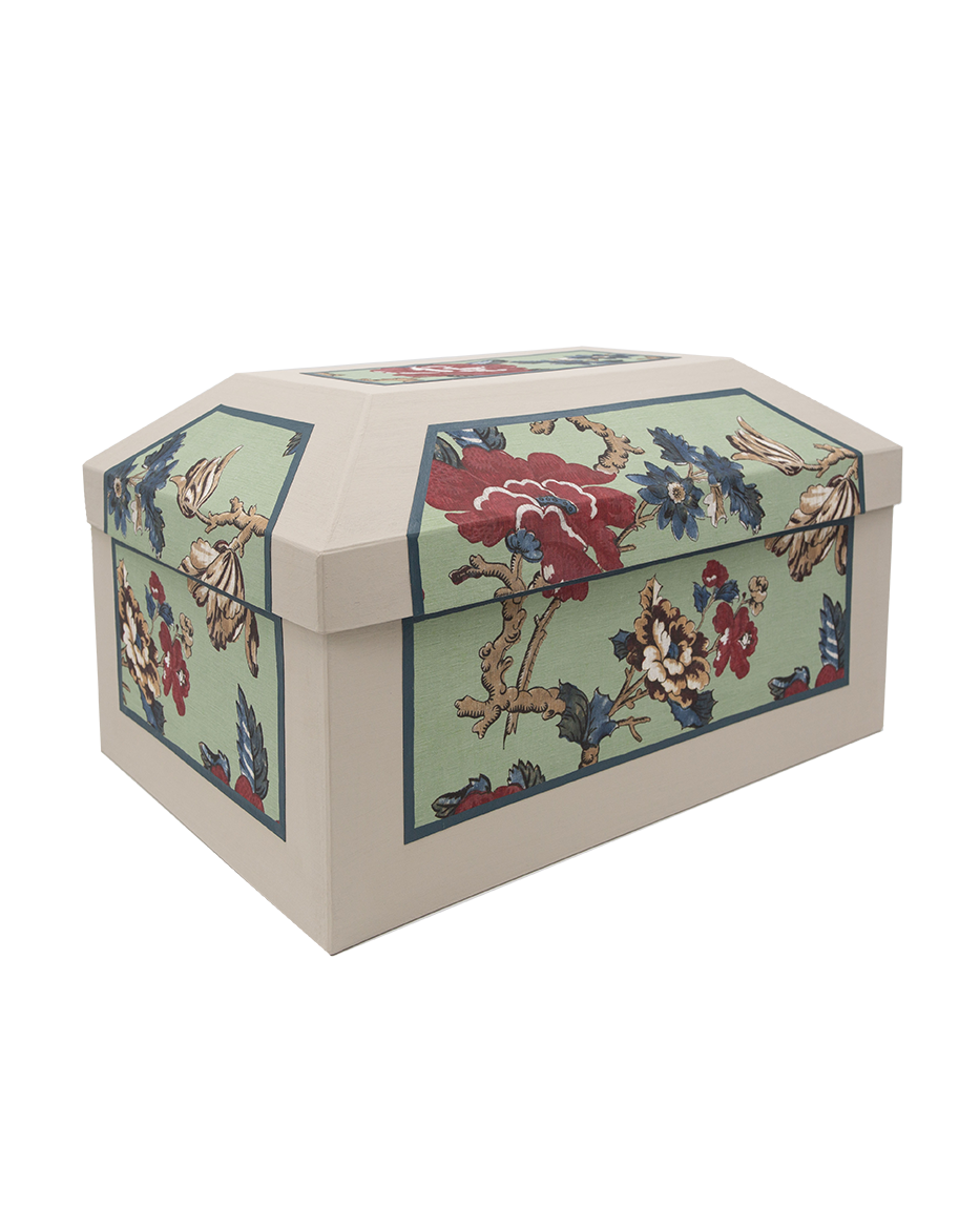 Large box "Madame"