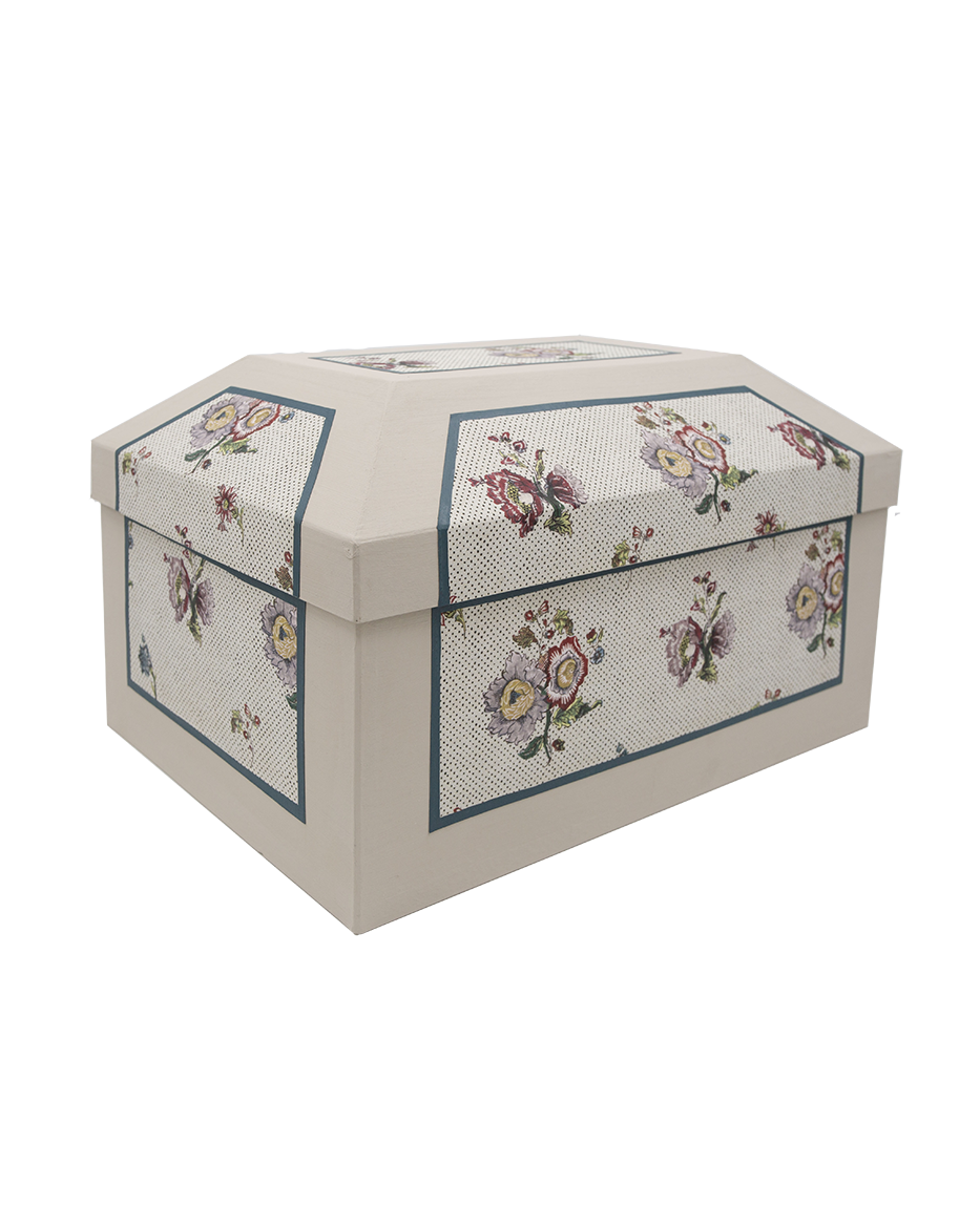 Large box "Traviata"
