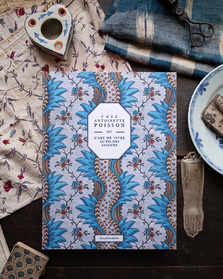 Book "Chez Antoinette Poisson"