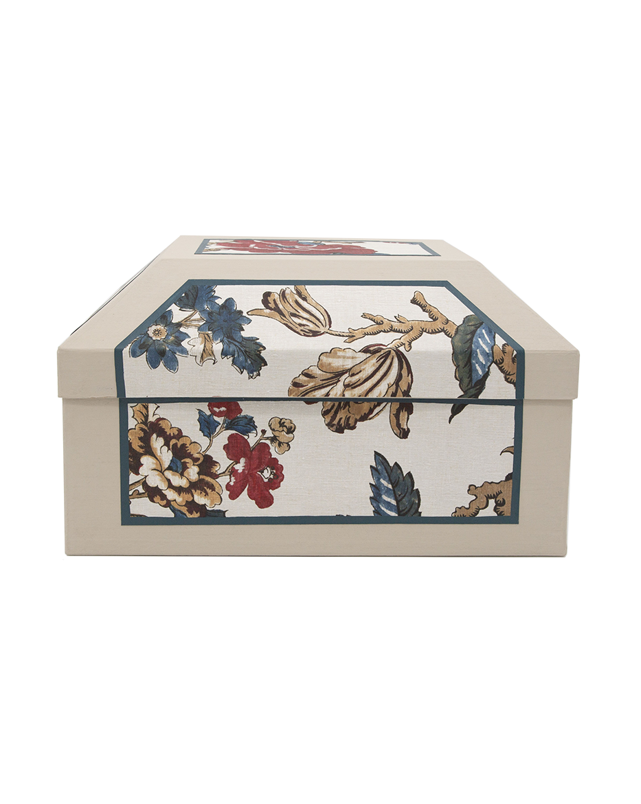 Medium box "Madame"