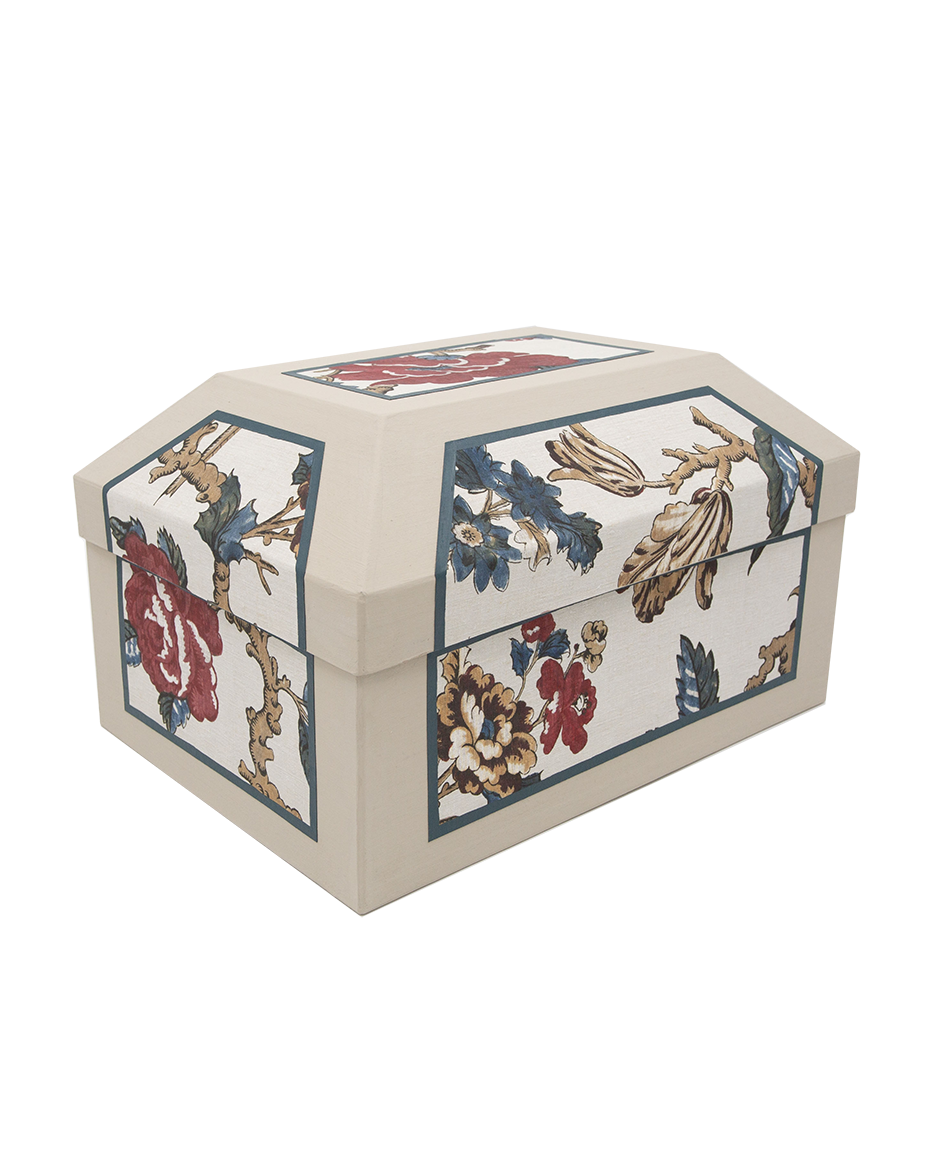 Medium box "Madame"