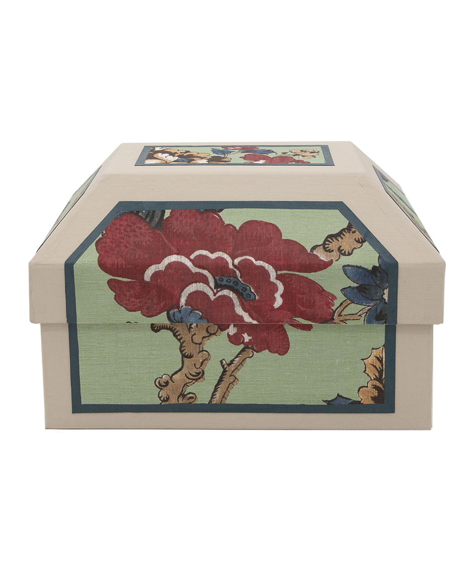Small box "Madame"