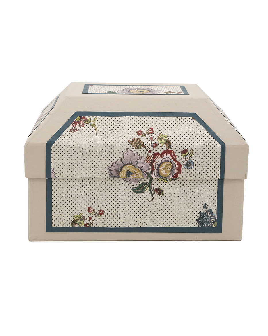 Small box "Traviata"