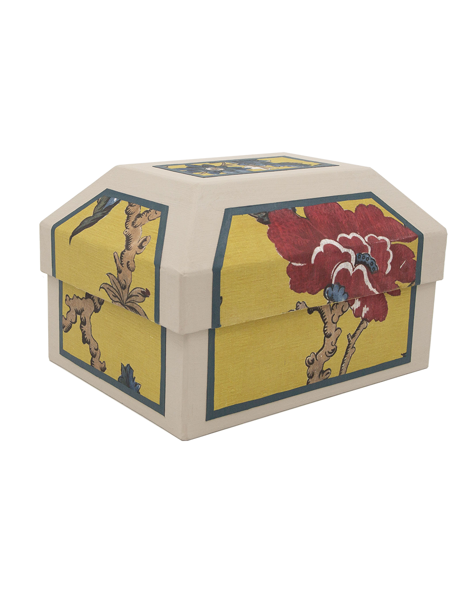 Small box "Madame"