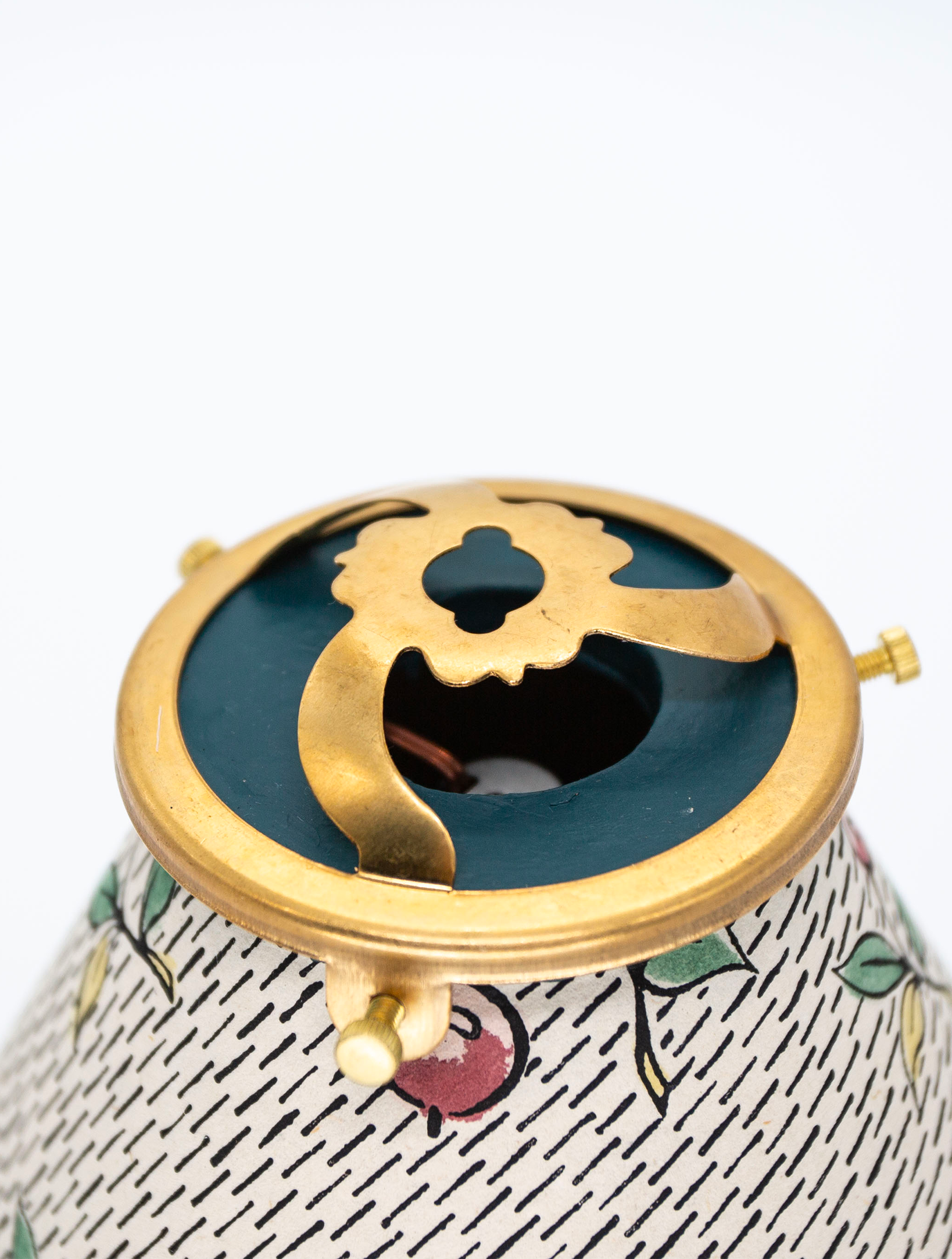 Lampshade "Guirlande de fleurs"