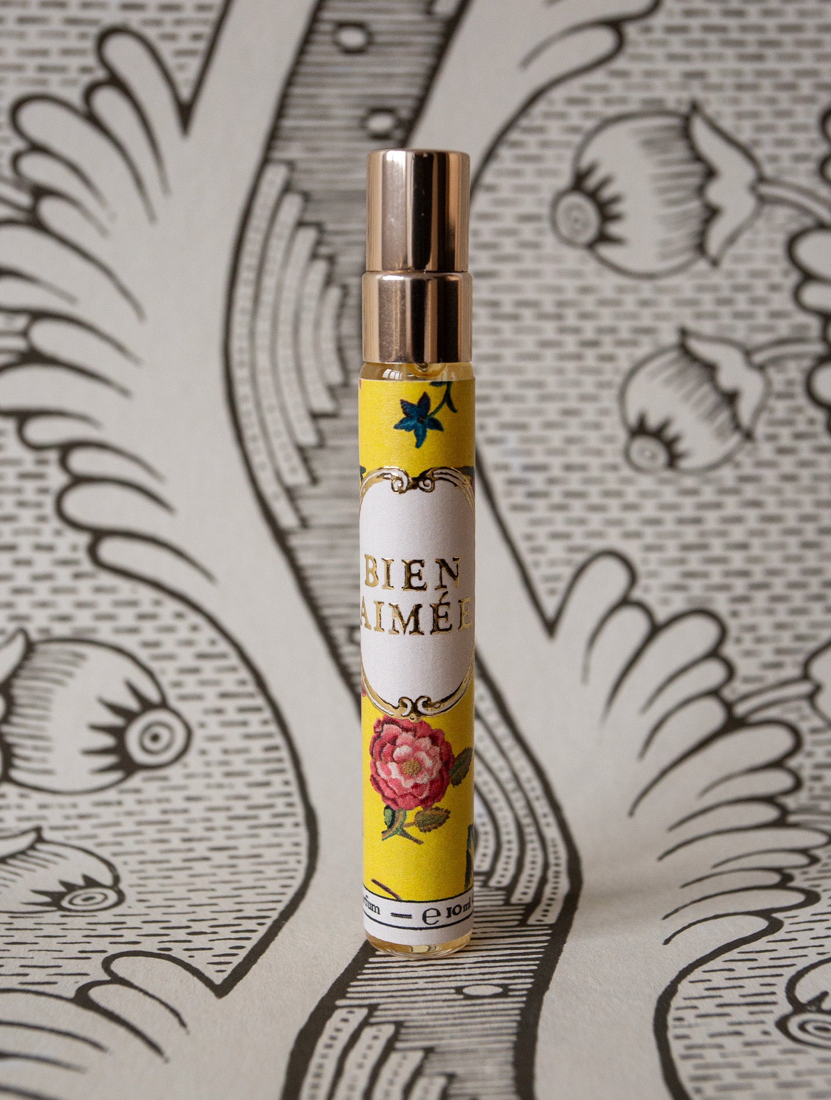 Vial of perfume "Bien Aimée"